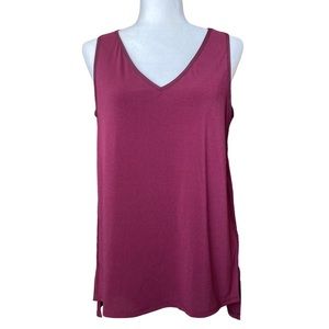 Banana Republic Women's sleeveless v-neck tank top, Sz M